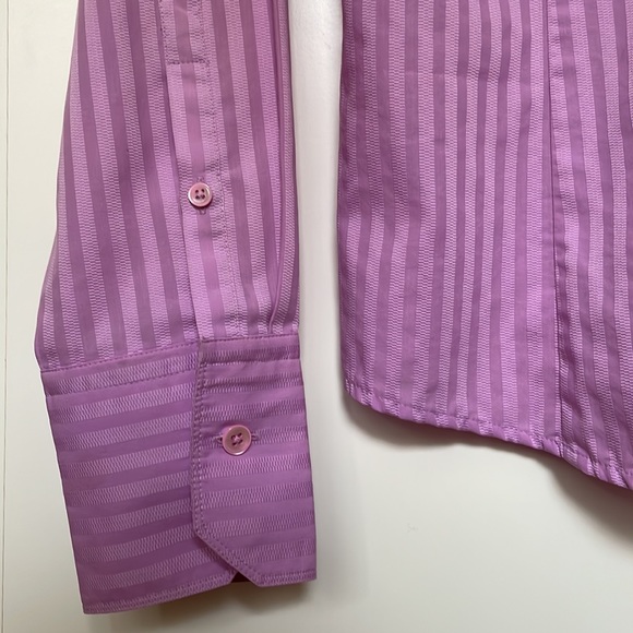 Ann Taylor Lilac Striped Dress Shirt Size Medium - Picture 5 of 6